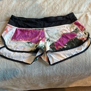 Lululemon speed up shorts. Size 8